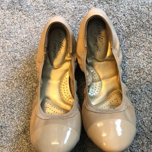 Beige Flats size 9.5